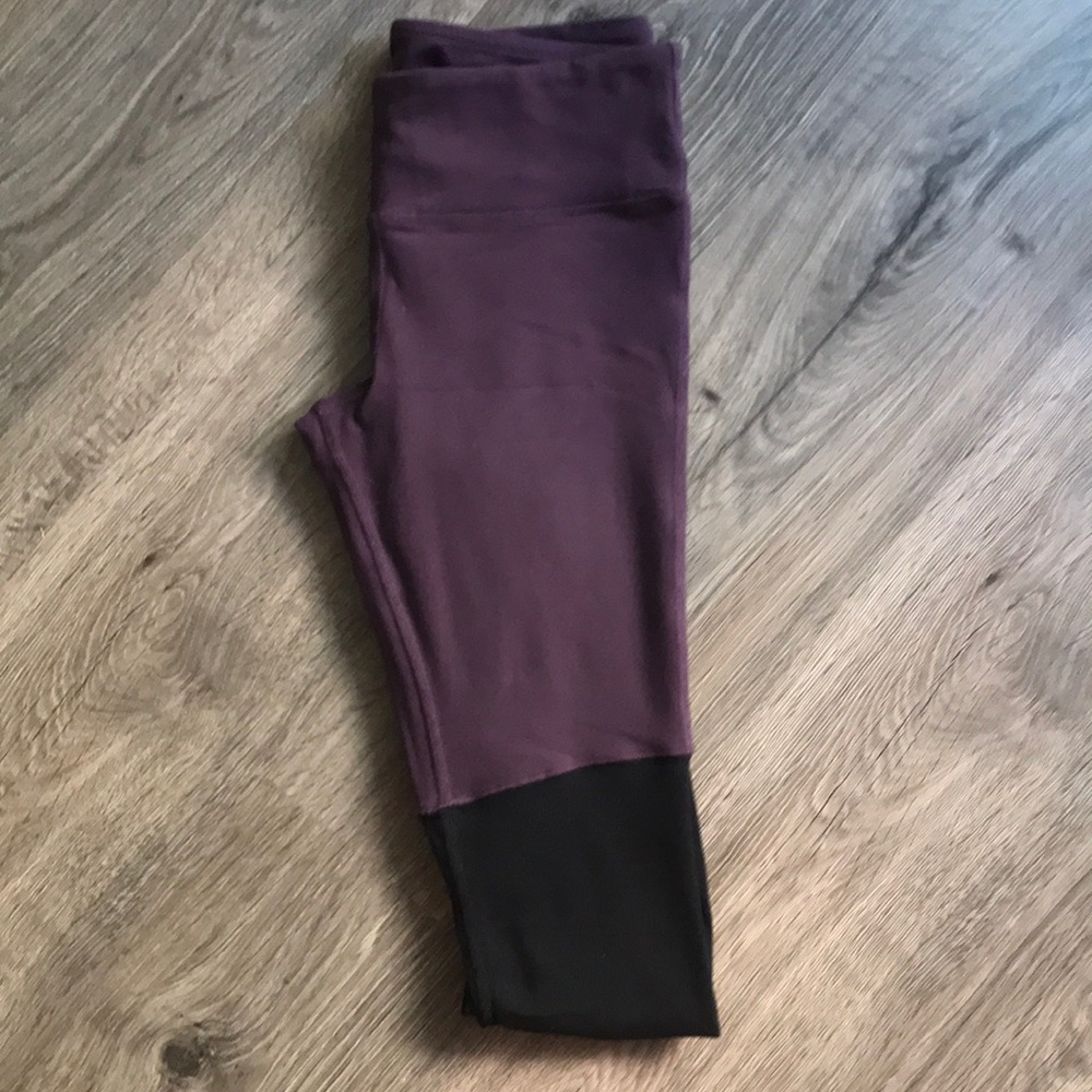 ALO two-toned leggings